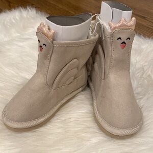 Toddler 7 warm gray swan faux shearling boots NWT